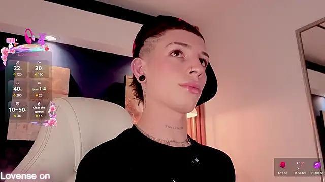 Luca Prince  online show from March 30, 2026, 3:30 am