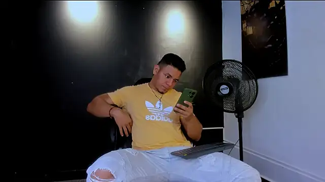 Floyd212 Vibes online show from April 11, 2026, 10:24 pm