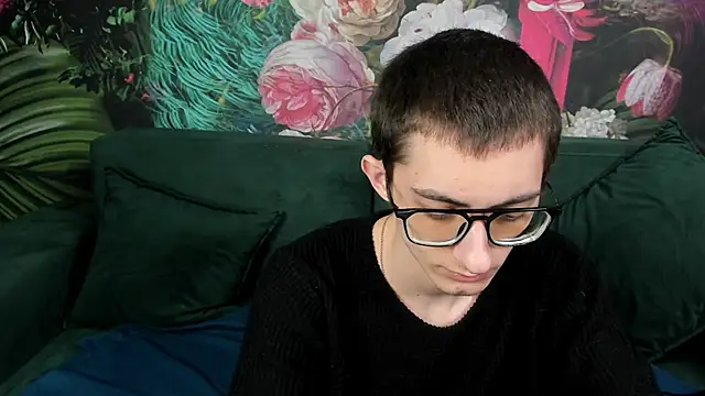 RonBevs online show from April 11, 2026, 7:50 pm