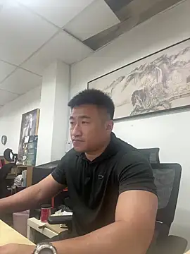 Cunzhangshibage02 online show from July 14, 2026, 6:51 am