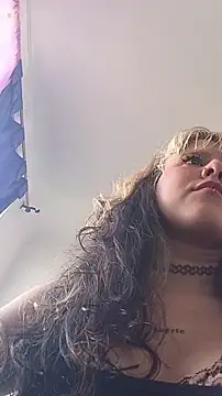 La-venus online show from April 6, 2026, 9:49 pm