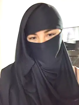 akarlla online show from March 14, 2026, 1:44 am