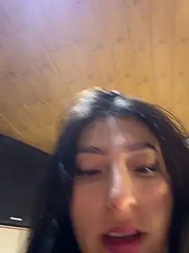  QaraH online show from April 11, 2026, 9:46 am