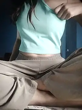 Snapshot of Tasty_Cherry chatting on July 17, 2026, 1:14 am Tasty Cherry online show from July 17, 2026, 1:14 am