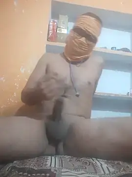 bodymassage455 online show from April 10, 2026, 8:05 pm