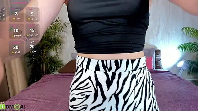 Snapshot of Alice_Pleasance chatting on July 1, 2026, 1:06 am Alice Pleasance online show from July 1, 2026, 1:06 am