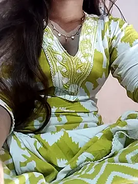 Snapshot of saniya_008 chatting on May 5, 2026, 9:23 am saniya 008 online show from May 5, 2026, 9:23 am