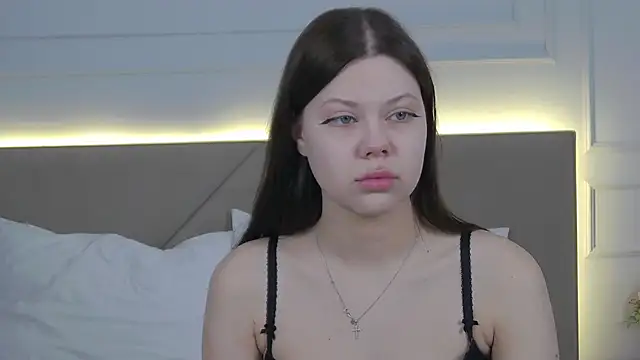 Snapshot of Sophie_Rays chatting on April 11, 2026, 3:58 am Sophie Rays online show from April 11, 2026, 3:58 am