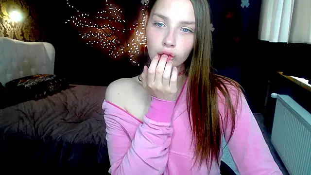 Snapshot of DariaAngels chatting on April 2, 2026, 11:39 am DariaAngels online show from April 2, 2026, 11:39 am