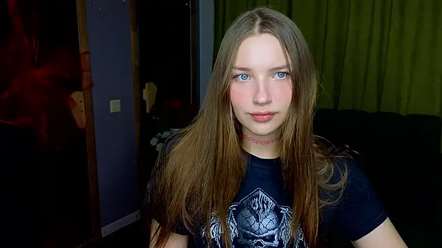 Snapshot of DariaAngels chatting on March 20, 2026, 6:42 pm DariaAngels online show from March 20, 2026, 6:42 pm