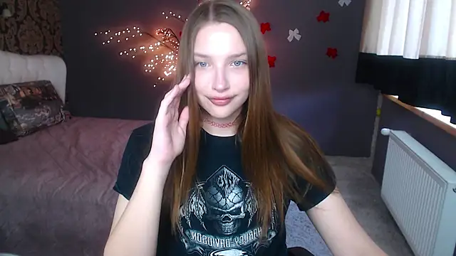 Snapshot of DariaAngels chatting on March 26, 2026, 12:36 pm DariaAngels online show from March 26, 2026, 12:36 pm