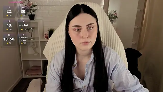 NoraLumi online show from April 7, 2026, 5:20 am