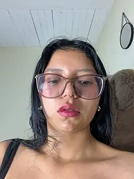 Snapshot of Zul_vaal chatting on May 28, 2026, 9:10 pm Zul vaal online show from May 28, 2026, 9:10 pm