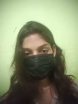 nidhiyadav00 online show from May 27, 2026, 5:31 pm