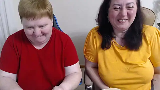 Lindy-Jeanie online show from April 29, 2026, 7:42 pm