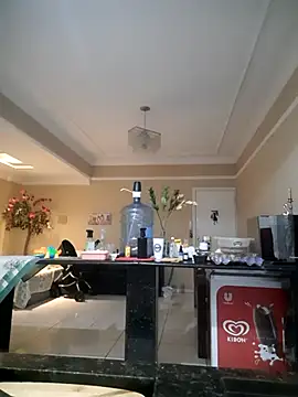 pimentinha02 online show from April 16, 2026, 10:01 pm