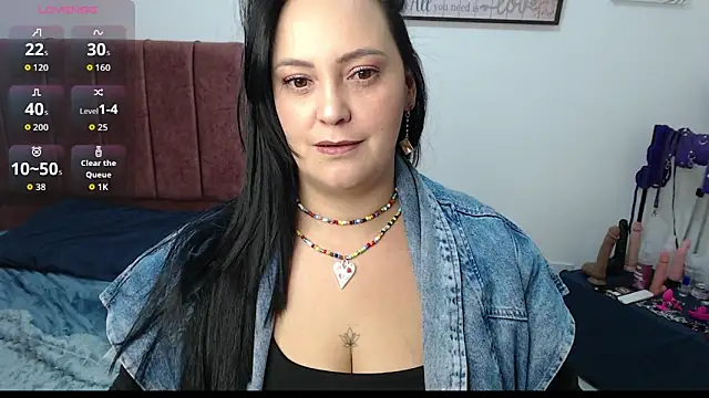 Veroniicabbw  online show from May 10, 2026, 12:53 pm