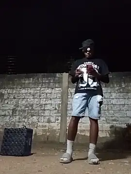 spittingpig1 online show from March 21, 2026, 11:30 pm