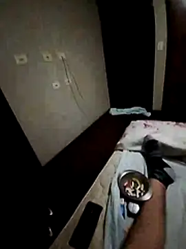 cracadaboa online show from April 15, 2026, 8:53 pm