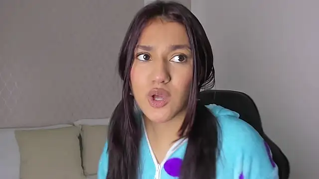 cristin collins online show from April 17, 2026, 8:11 pm