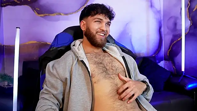 Oliver Dallas1 online show from April 14, 2026, 3:22 am