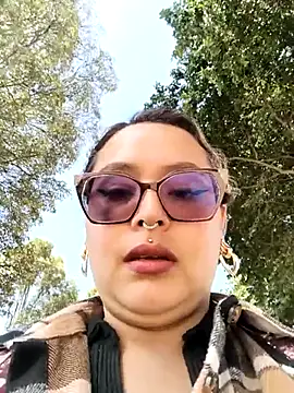 annie 27 online show from March 19, 2026, 3:34 pm