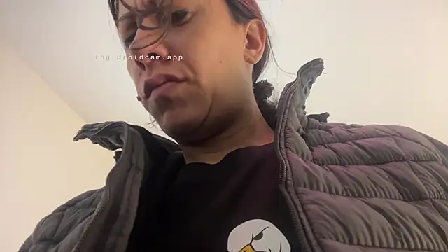 ItsAmara online show from April 7, 2026, 12:40 pm