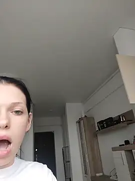 DeeaFoxy online show from April 11, 2026, 12:09 pm