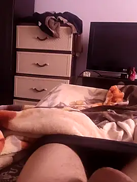 JoyousArray85 online show from April 1, 2026, 1:41 pm