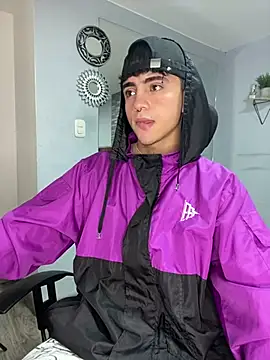 Snapshot of Brax_Valencia chatting on March 30, 2026, 1:34 pm Brax Valencia online show from March 30, 2026, 1:34 pm