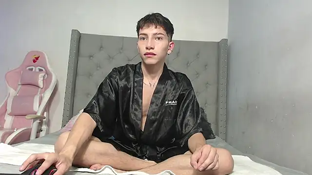 tiam muller fenix online show from April 2, 2026, 8:04 pm