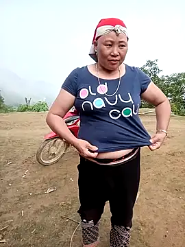 Snapshot of kalara_kail chatting on April 3, 2026, 2:18 am kalara kail online show from April 3, 2026, 2:18 am