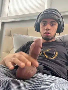 iLoveGirlsOnlyStr8Asf online show from April 8, 2026, 4:52 pm