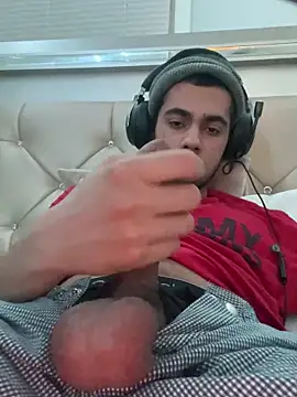 iLoveGirlsOnlyStr8Asf online show from April 7, 2026, 1:40 am