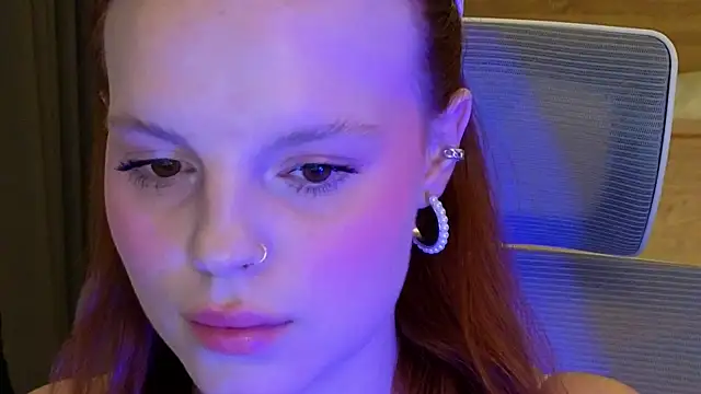 mollybossy online show from April 7, 2026, 3:58 pm