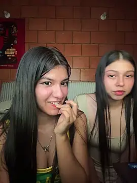 xayah cute online show from April 11, 2026, 5:48 am