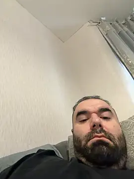 Snapshot of bigmillz32 chatting on March 31, 2026, 11:01 am bigmillz32 online show from March 31, 2026, 11:01 am