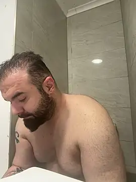 Snapshot of bigmillz32 chatting on March 24, 2026, 12:32 am bigmillz32 online show from March 24, 2026, 12:32 am