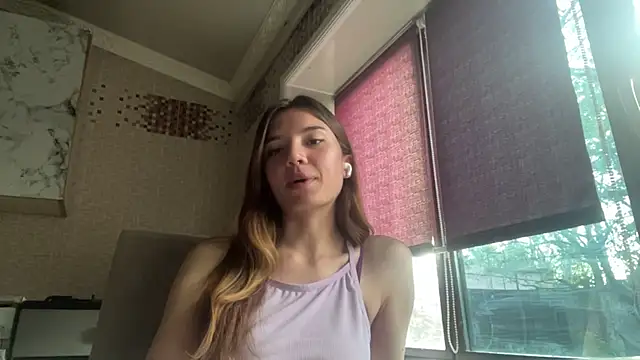 Snapshot of Lili_Kilian chatting on April 9, 2026, 1:17 pm Lili Kilian online show from April 9, 2026, 1:17 pm