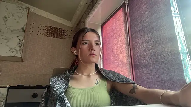 Snapshot of Lili_Kilian chatting on March 24, 2026, 12:16 pm Lili Kilian online show from March 24, 2026, 12:16 pm