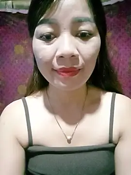 Yiyi102300 online show from July 16, 2026, 9:39 am