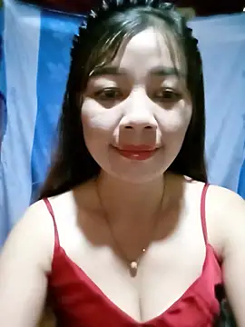 Yiyi102300 online show from July 21, 2026, 4:14 am