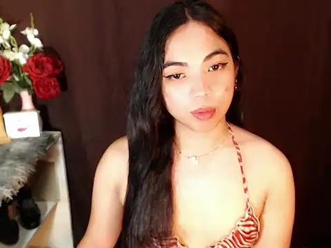 Snapshot of xLinda_Walkerx chatting on May 27, 2026, 11:56 pm xLinda Walkerx online show from May 27, 2026, 11:56 pm