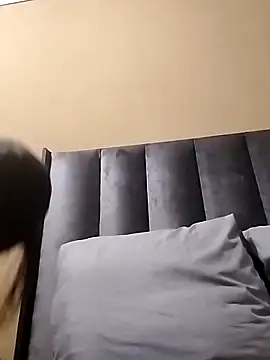 Prettylicou online show from March 25, 2026, 11:14 pm