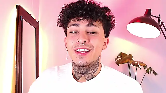 stevennavarro online show from April 6, 2026, 5:36 pm