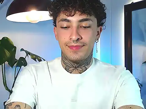 stevennavarro online show from March 20, 2026, 1:39 am