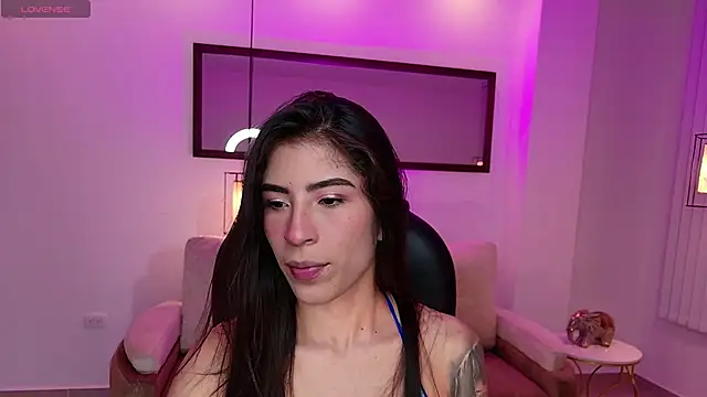 Ninna Asppen  online show from March 23, 2026, 4:56 am