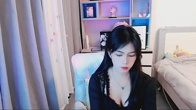 Snapshot of coke-123 chatting on April 2, 2026, 2:35 pm coke-123 online show from April 2, 2026, 2:35 pm