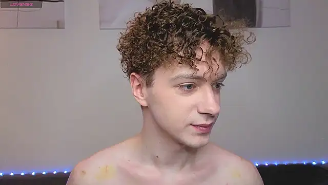 Angel Crave online show from March 25, 2026, 9:46 pm