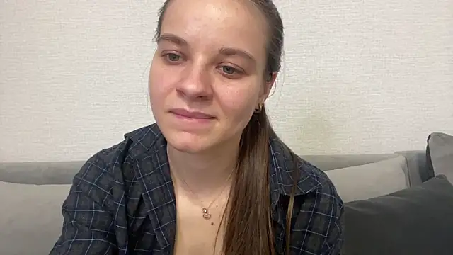 Snapshot of Liabae chatting on April 10, 2026, 4:14 pm Liabae online show from April 10, 2026, 4:14 pm